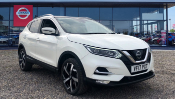 Nissan Qashqai 1.6 DiG-T Tekna [Glass Roof pack] 5dr Petrol Hatchback